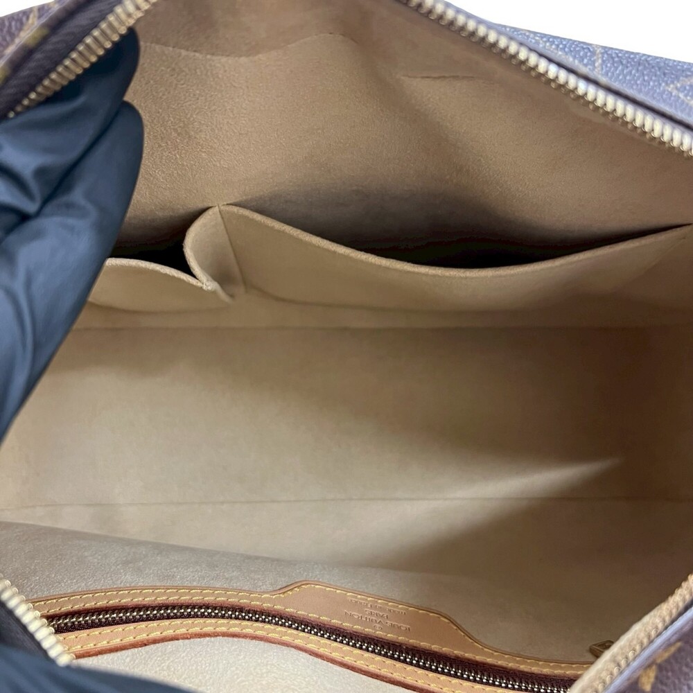 LOUIS VUITTON Brown Monogram Leather Shoulder Bag - Picture 9 of 10